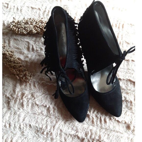 Calvin Klein Size 9M Black Suede Stiletto Lace Up Fringe Heels Statement Style - Picture 2 of 8